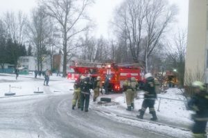 В Курске при пожаре на Орловской спасли двух детей