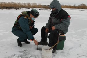 С начала сезона зимней рыбалки утонули два рыбака