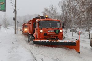 В Курске ночью будут вывозить с улиц снег