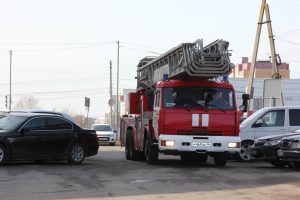 В Курске прошли пожарно-тактические учения