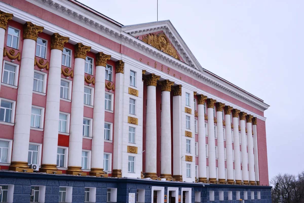 В администрации Курской области переподчинили ряд комитетов