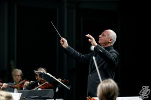 «Виртуозы Москвы» сыграли  для курян