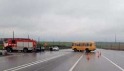 Курская прокуратура устанавливает причины ДТП со школьным автобусом