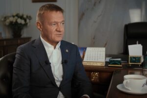 Курский губернатор ответил на неофициальные вопросы