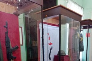 В Курском краеведческом музее открылась выставка «У Памяти Великой на посту»