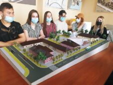 Создатели 3D-макета «Квартала Малевича» встретились в Курске