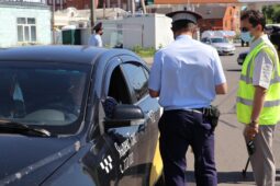 У курских таксистов выявили нарушения в работе