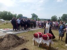 В Курской области захоронили останки погибших в годы ВОВ курян