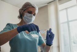 Курская область получит запас вакцины от бешенства на полгода