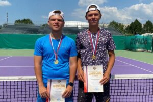 Курянин стал чемпионом России в теннисе