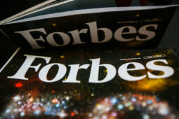 Трое курян попали в рейтинг Forbes богатейших госслужащих и депутатов