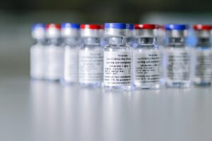 Три вида вакцины поставили  в Курскую область