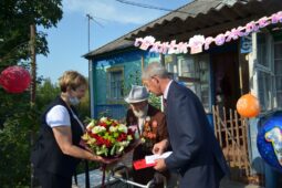 Курский ветеран Иван Бобровников отметил 100-летний юбилей