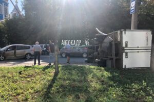 В Курске в ДТП с тремя машинами ранен 52-летний водитель