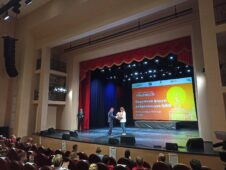 Роман Старовойт поздравил участников форума добровольцев ЦФО