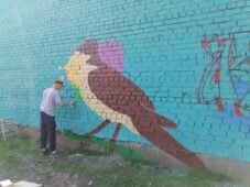 Молодые художники разукрасили парк имени Дзержинского в Курске