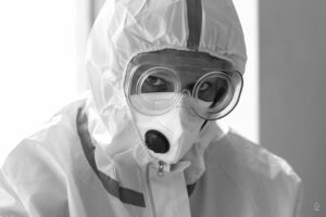 «Люди полагают, что через 15 минут после вакцинации иммунитет сформировался»