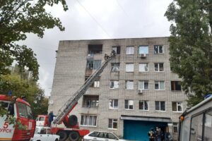 В Курске на пожаре спасли жизнь пяти взрослых и ребенка