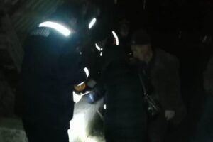 В Курске спасли упавшего в вентиляционный колодец мужчину