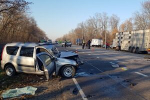 В Курской области водитель не выжил после ДТП с грузовиком