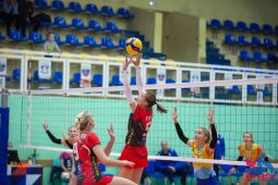 Курские волейболистки начали домашний тур Высшей лиги с поражения