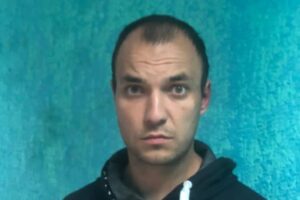 В Курске разыскивают 32-летнего мужчину, подозреваемого в краже