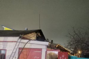 В Курске ночью во время пожара пострадал 24-летний парень