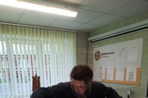 Из интерната – в столяры