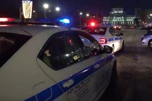 В Курске 20 водителей оштрафовали за парковку на Красной площади