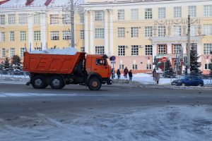Роман Старовойт проверит, как в Курске убирают снег на дорогах