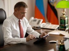 Губернатор Курской области ответит на комментарии «ВКонтакте»