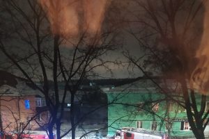 В Курске на Черняховского 22 пожарных тушили квартиру