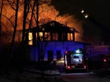 Курские власти судятся за участок с собственником сгоревшего кафе в Первомайском парке