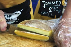 Нельзя не скушать: в России хотят запретить уничтожение продуктов питания