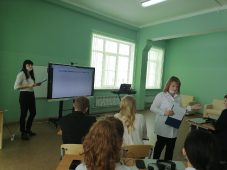 В Курске в школе №58 прошёл открытый урок цифры