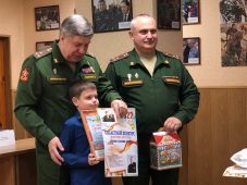В Курске 29 школьников победили в конкурсе «Армия глазами детей»