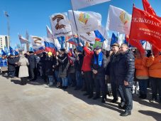 В Курске годовщину воссоединение Крыма с Россией отметили митингом