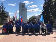 В Курске стартовал пробег инвалидов «Сила русского духа»