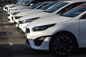 Из того, что было: выпуск машин в России сократился наполовину