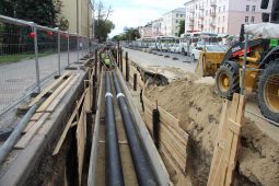 На улице Ленина в Курске уложили 550 метров нового трубопровода
