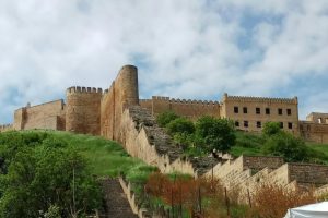 Горы, лезгинка и «язык троллей»