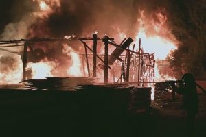 Из горящего дома  спасли  12 человек