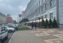 В Курске эвакуируют гостиницу «Центральную»