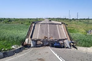 Ни проехать, ни пройти