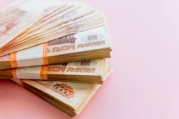Курск оказался на 81-м месте среди городов России по уровню зарплат
