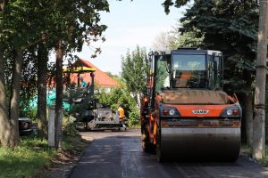 В Фатеже уложили 2 тысячи тонн асфальта