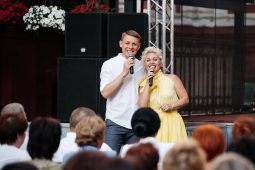В субботу в Курске выступит певица Ольга Тарабарова