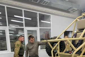 Глава Курска поддержал земляков в Чечне