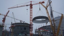 У энергоблока № 2 Курской АЭС-2 смонтирован предпоследний ярус купольной части оболочки