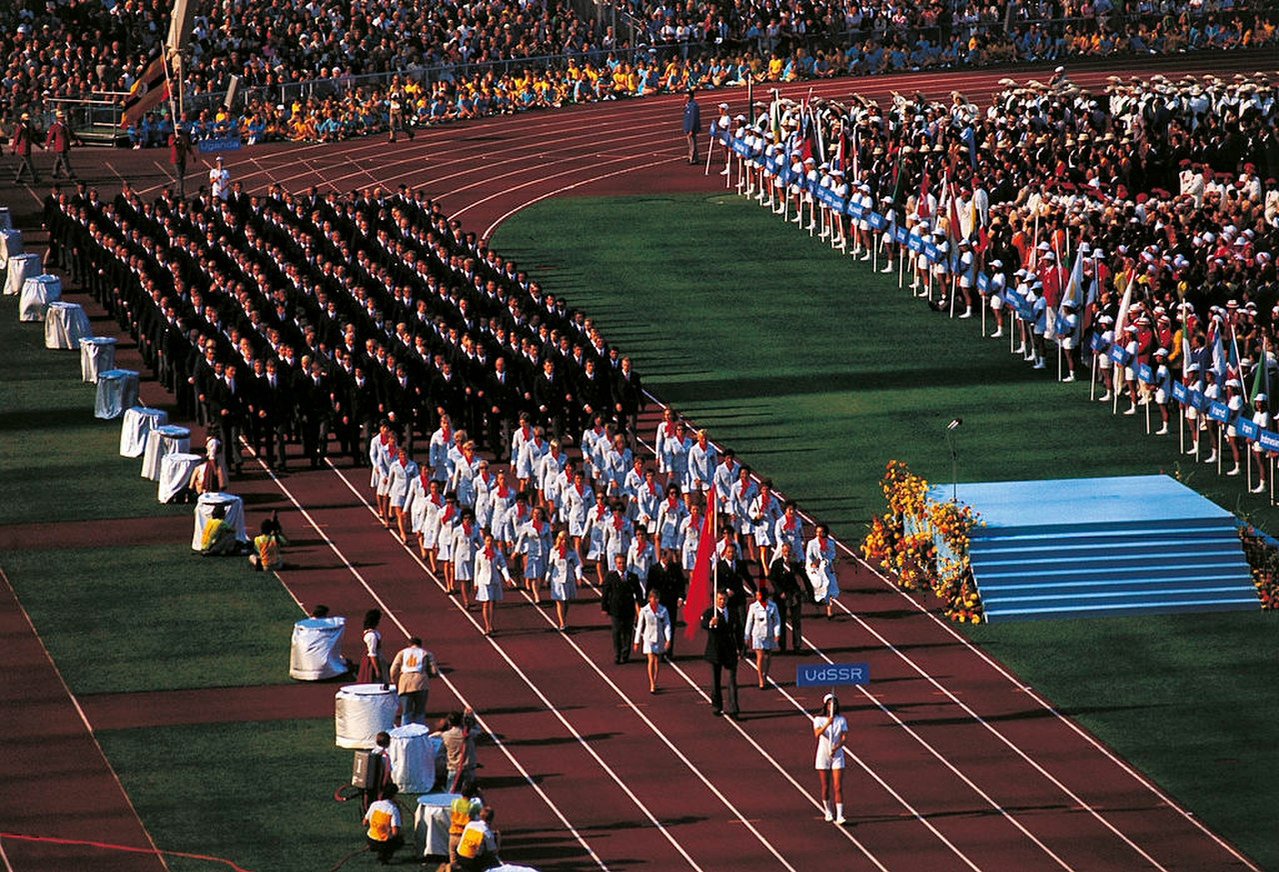 Игры мюнхен 1972. Олимпийские игры в Мюнхене 1972. Олимпийские игры в Германии 1972.